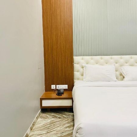 Barkah Inn Kannur Bagian luar foto