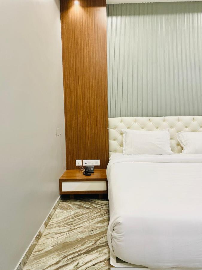 Barkah Inn Kannur Bagian luar foto